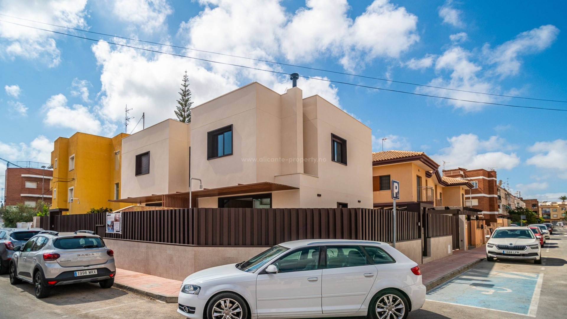 Hus / Villa i Santiago de la Ribera