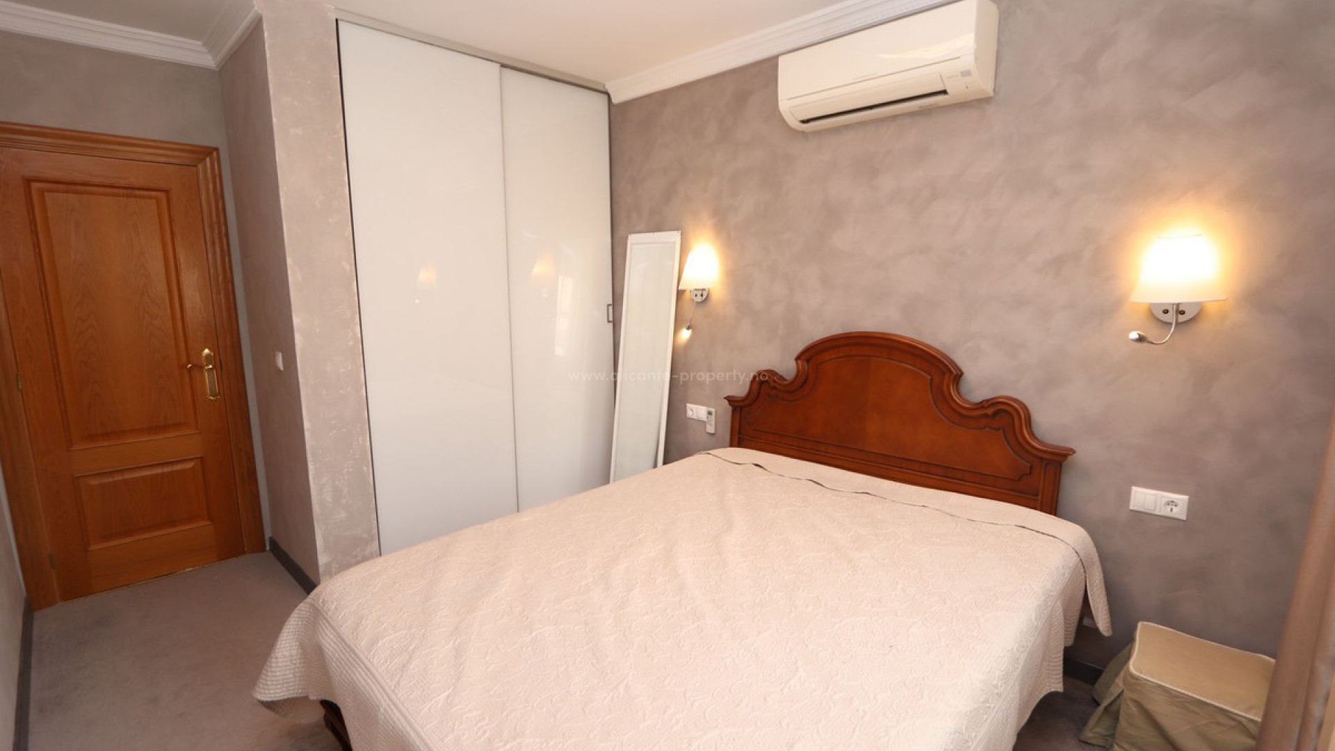 Hus / Villa i Torrevieja Centro