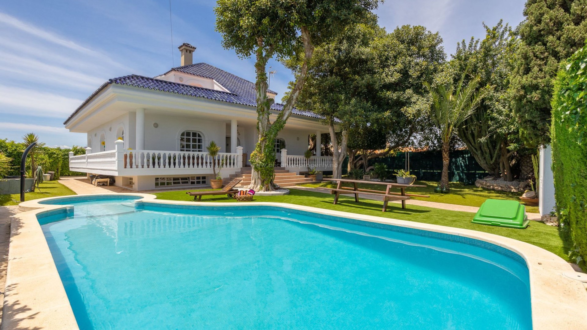 Hus / Villa i Torrevieja Centro