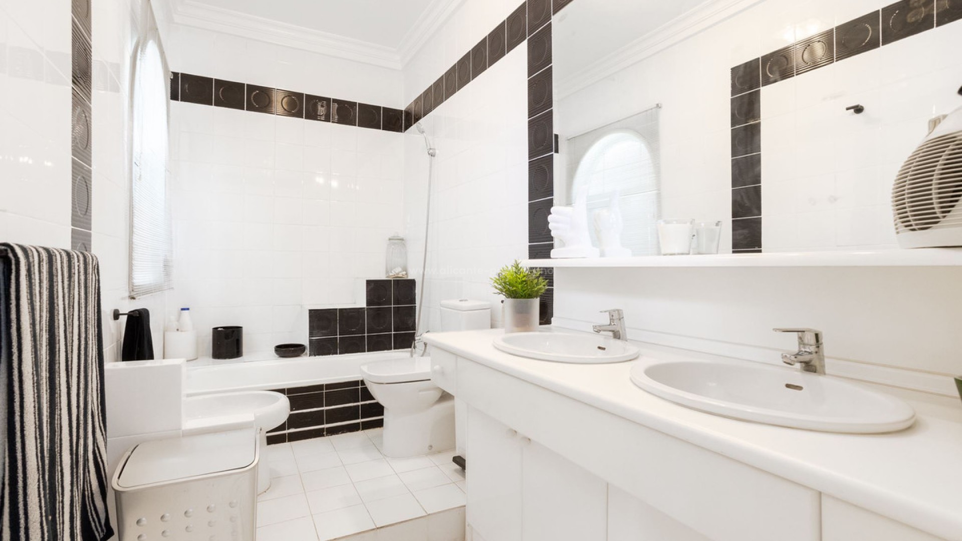 Hus / Villa i Torrevieja Centro