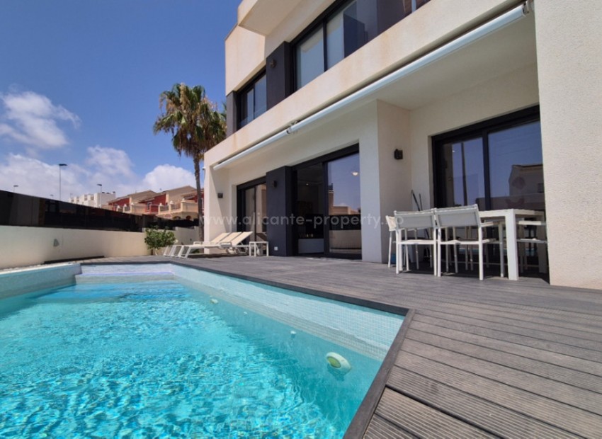 Hus / Villa i Torrevieja Centro