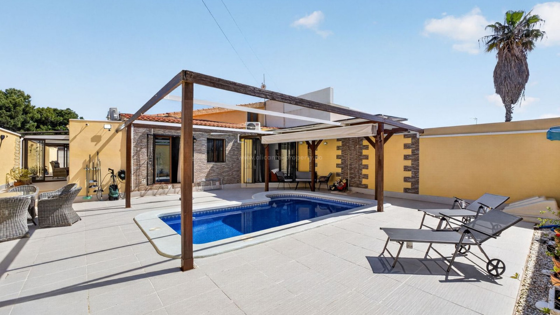 Hus / Villa i Torrevieja Centro