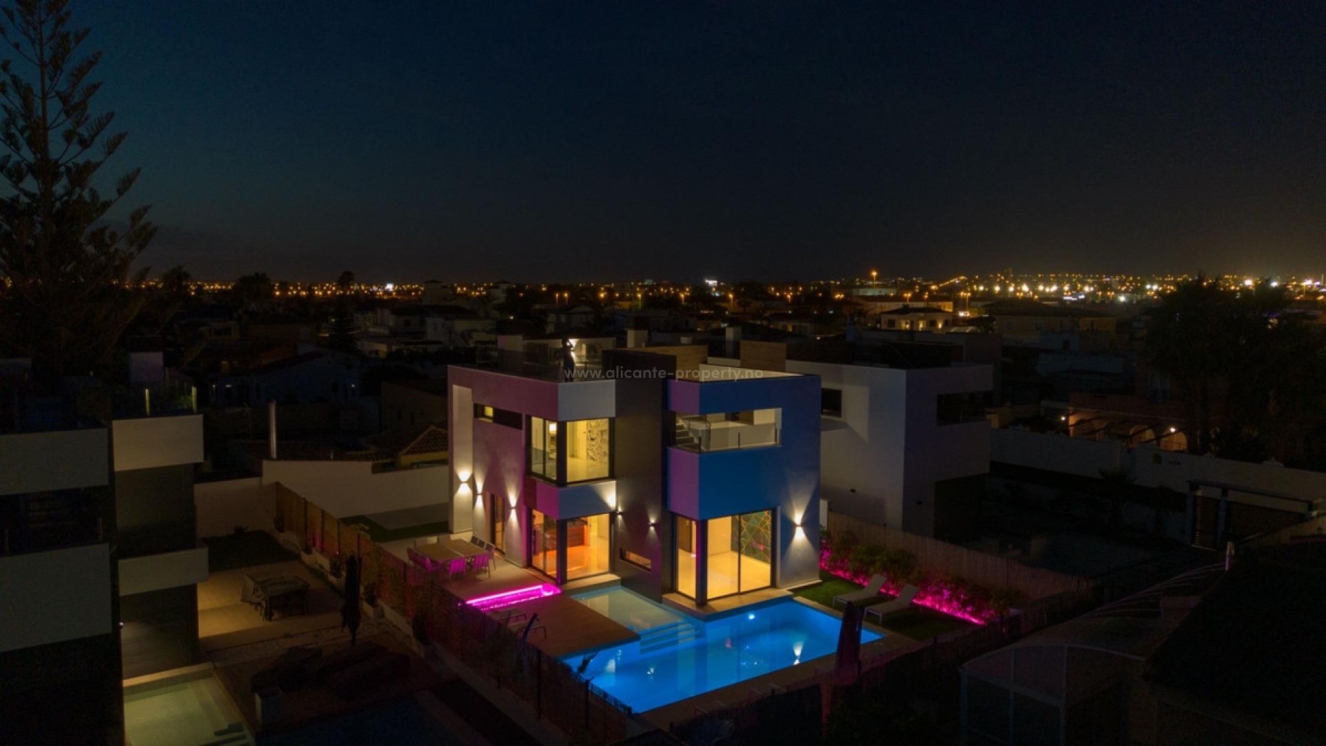 Hus / Villa i Torrevieja Centro