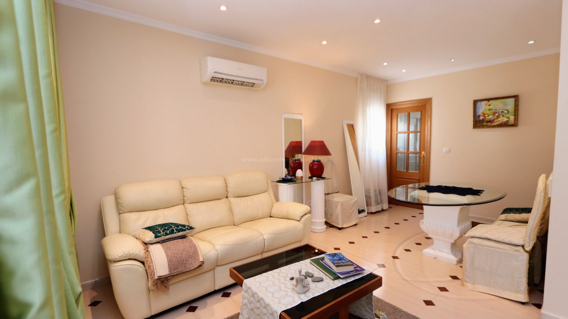 Hus / Villa i Torrevieja Centro