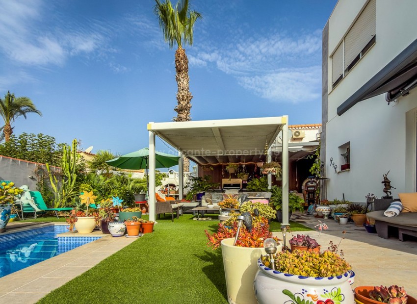 Hus / Villa i Torrevieja Centro