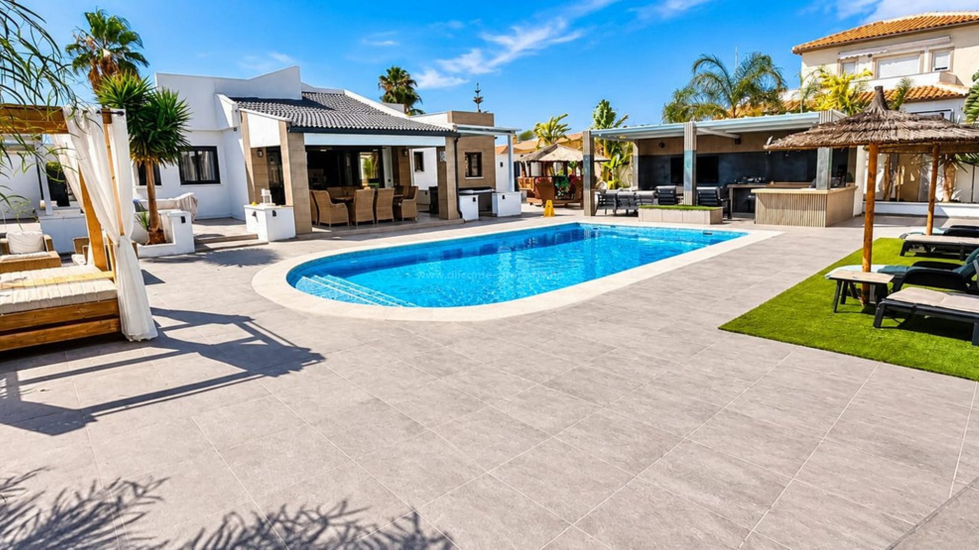 Hus / Villa i Torrevieja Centro