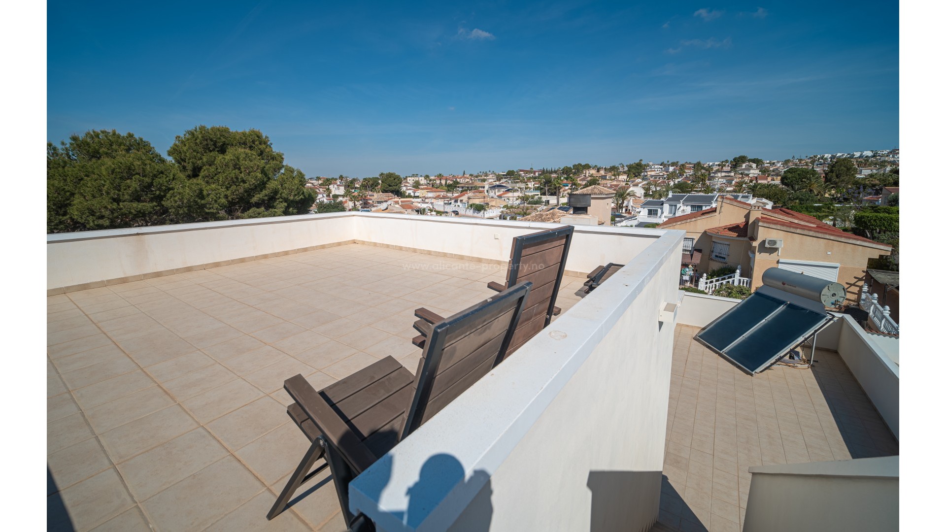 Hus / Villa i Town Center