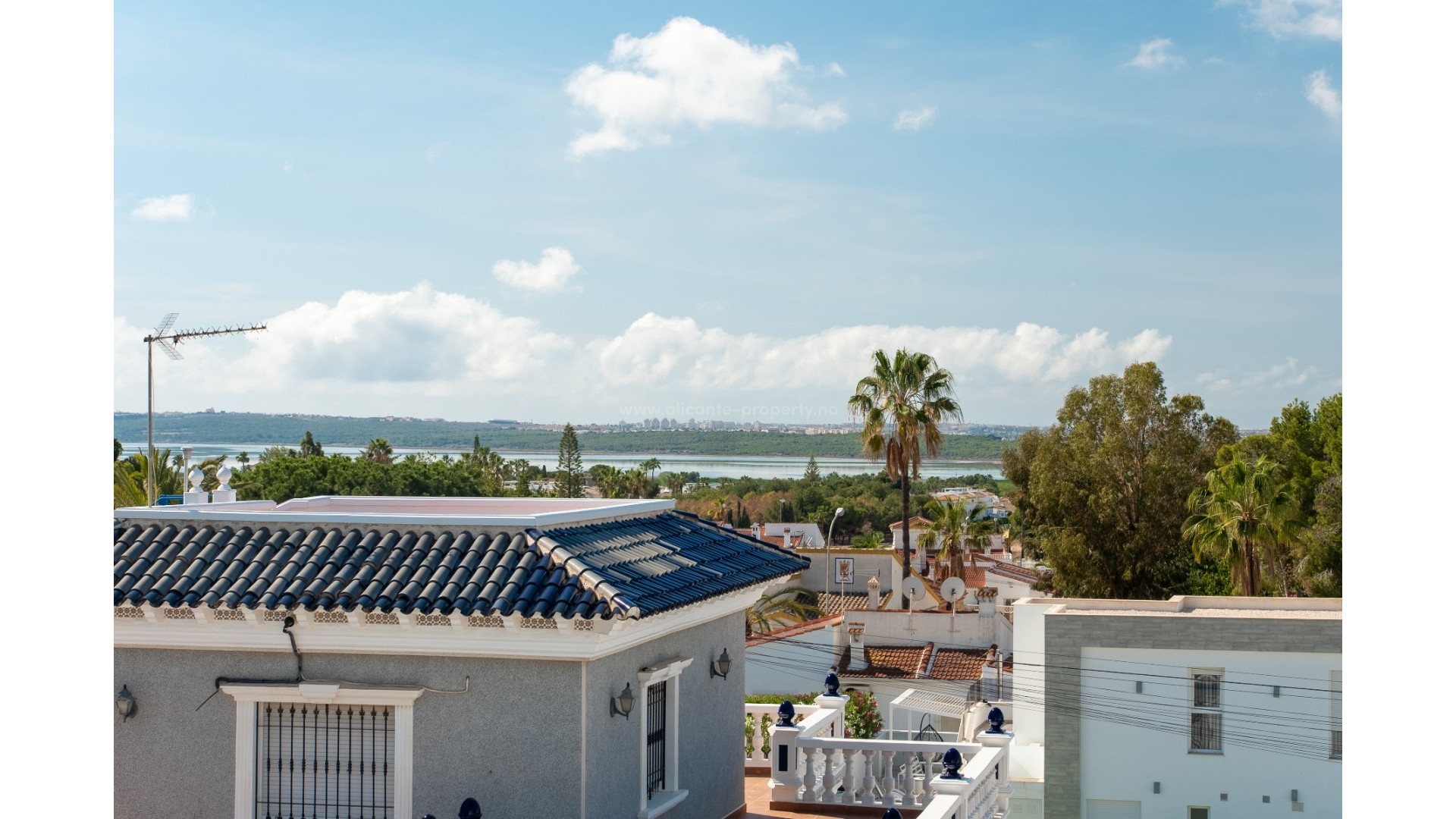 Hus / Villa i Town Center