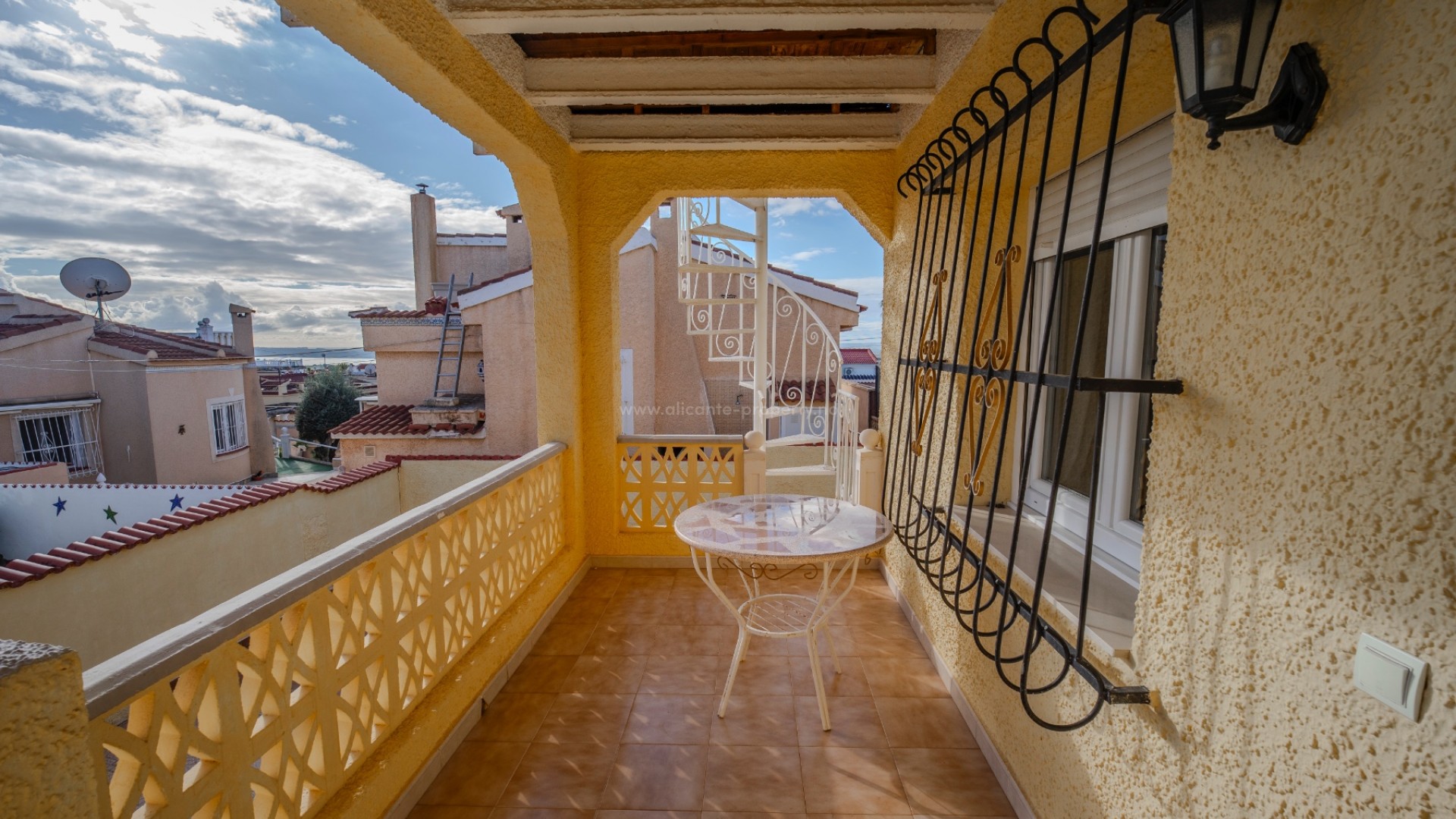 Hus / Villa i Town Center