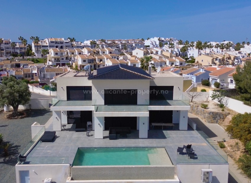 Hus / Villa i Town Center