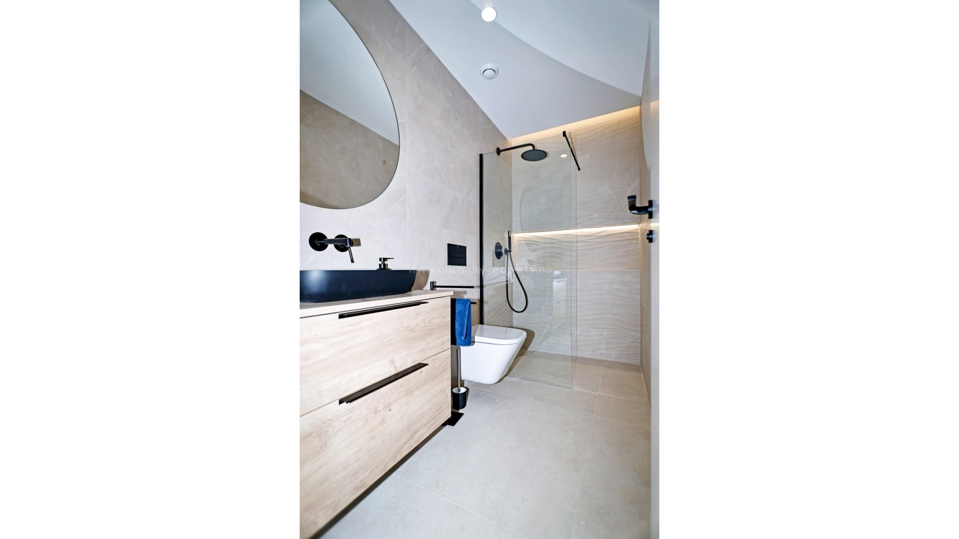 Hus / Villa i Urb. La Quinta