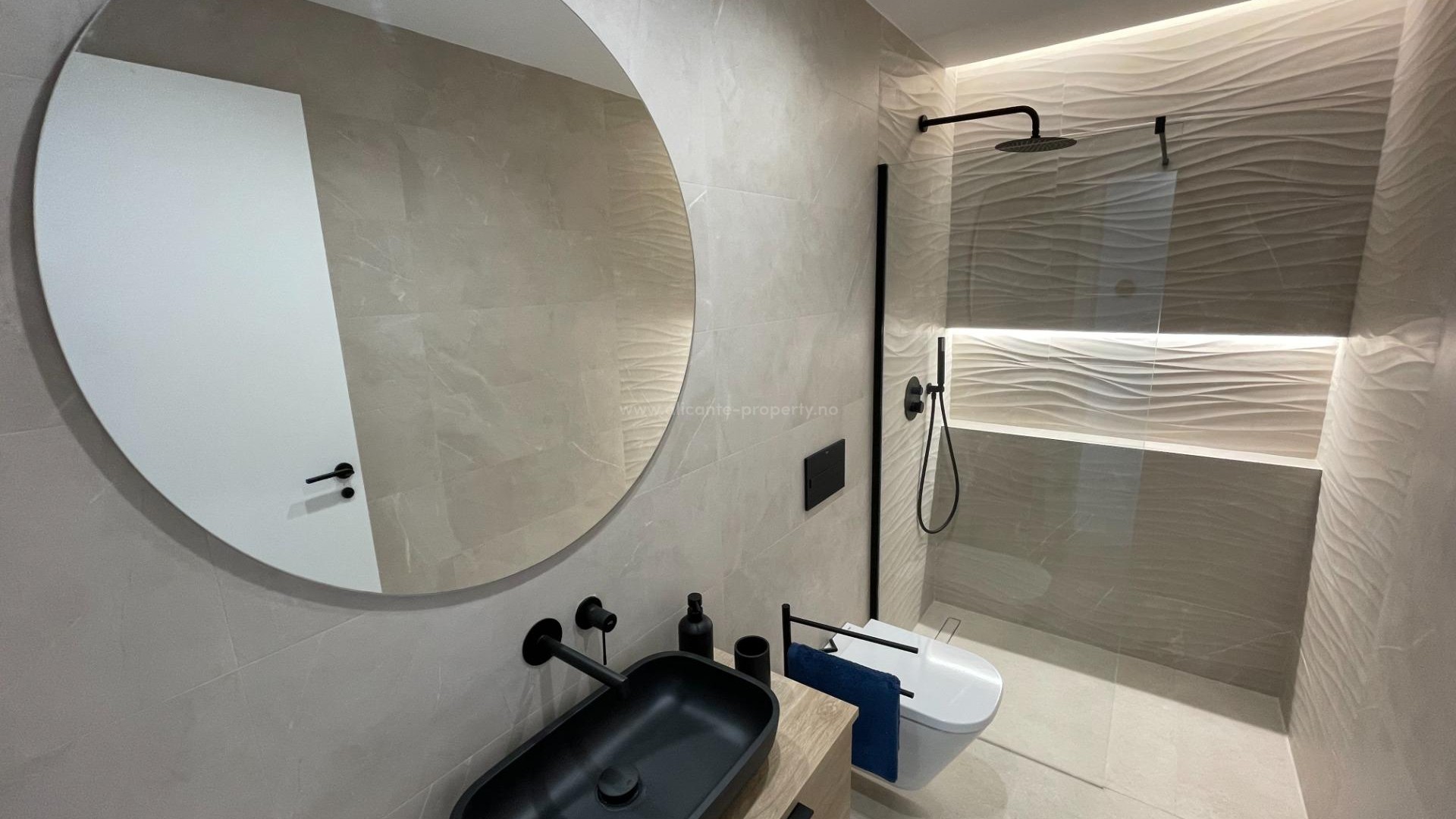 Hus / Villa i Urb. La Quinta