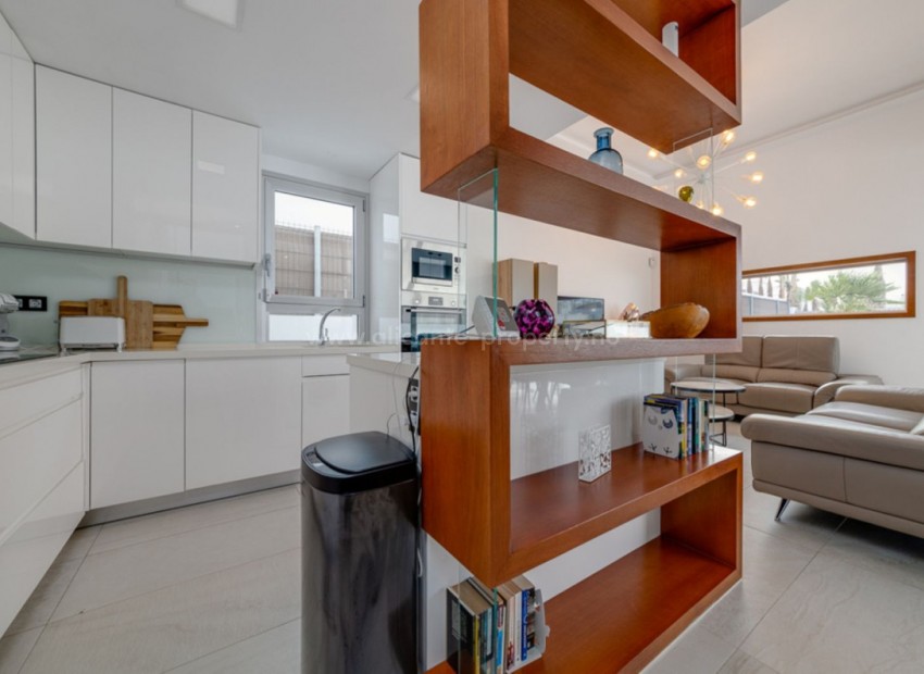 Hus / Villa i Urbanización El Raso