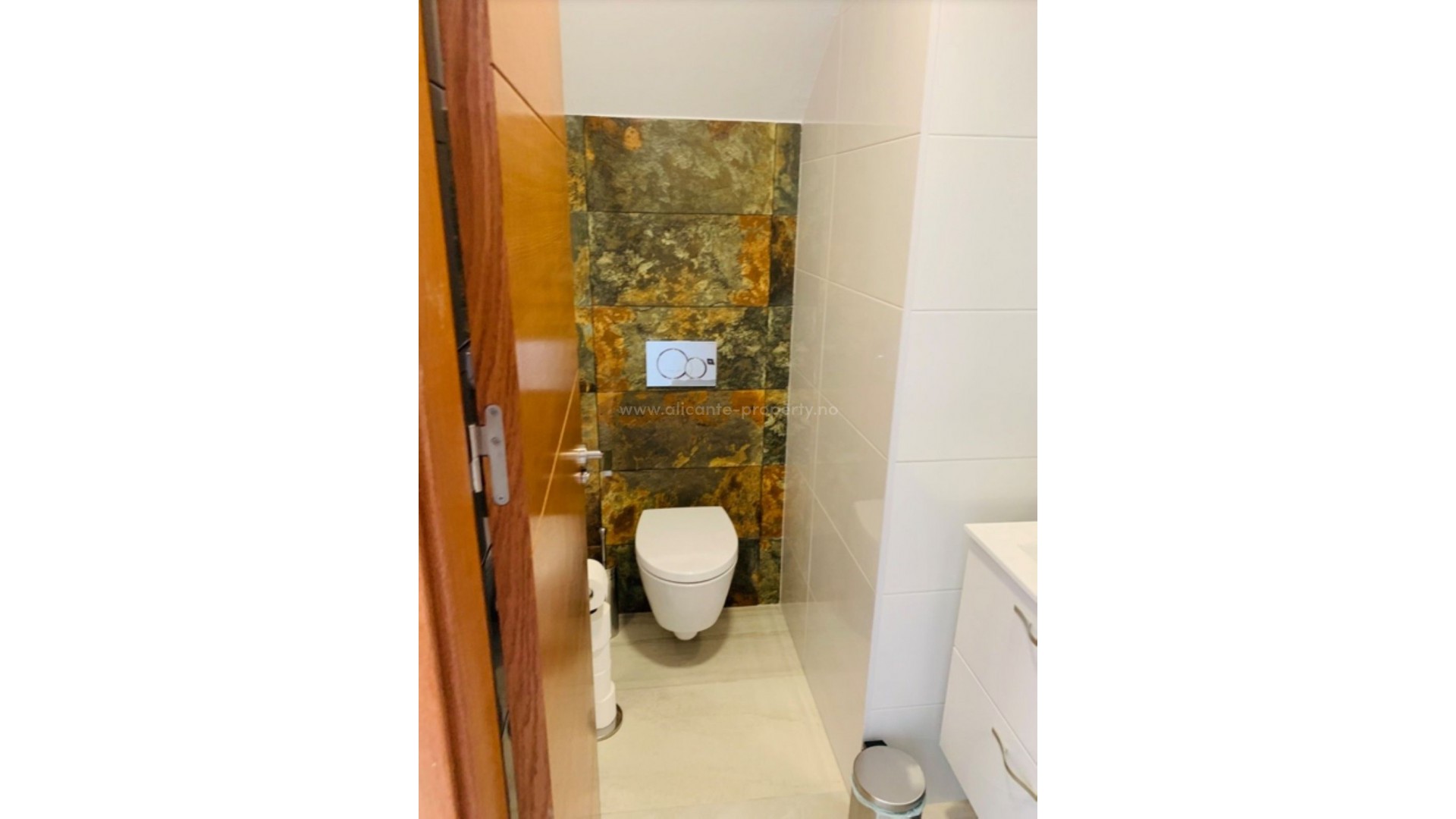 Hus / Villa i Urbanización El Raso