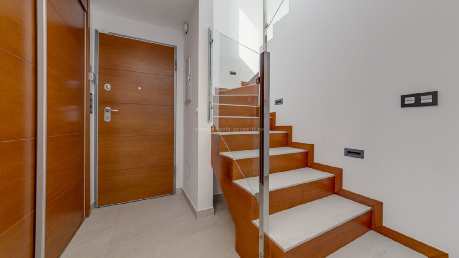 Hus / Villa i Urbanización El Raso