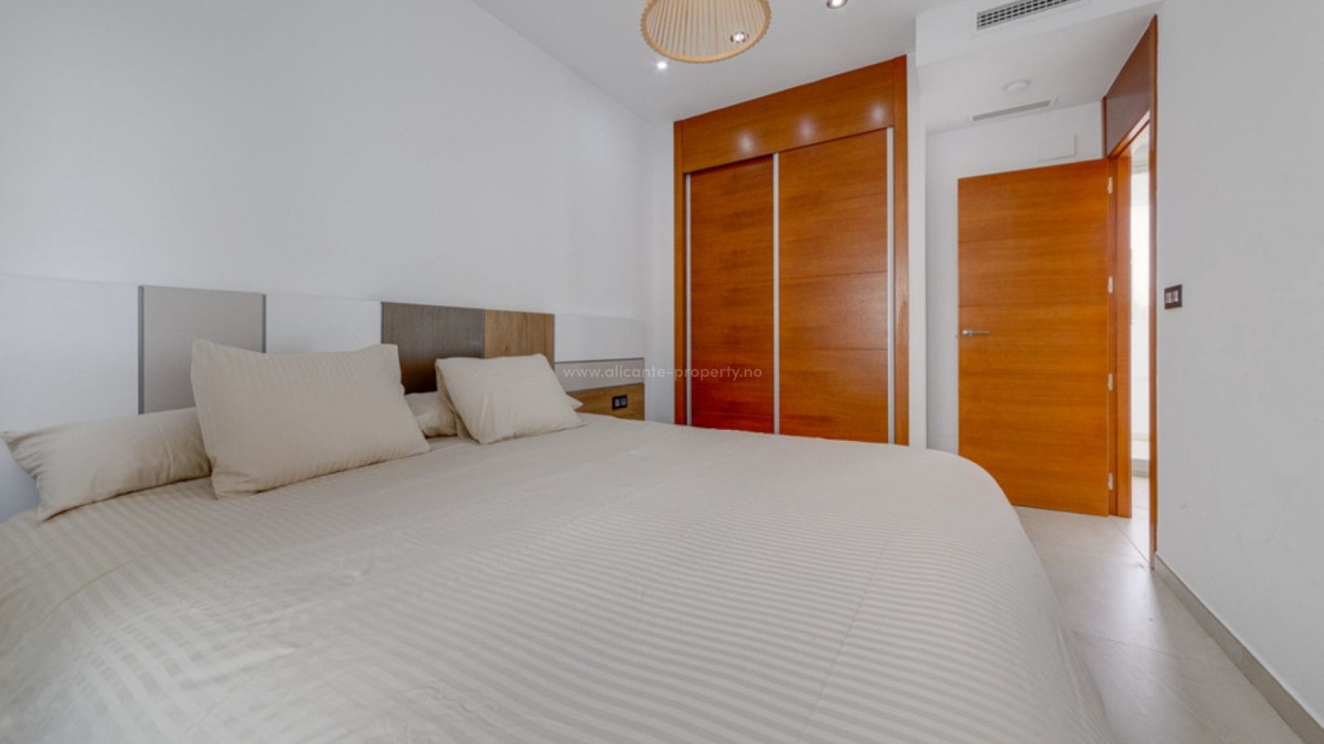 Hus / Villa i Urbanización El Raso