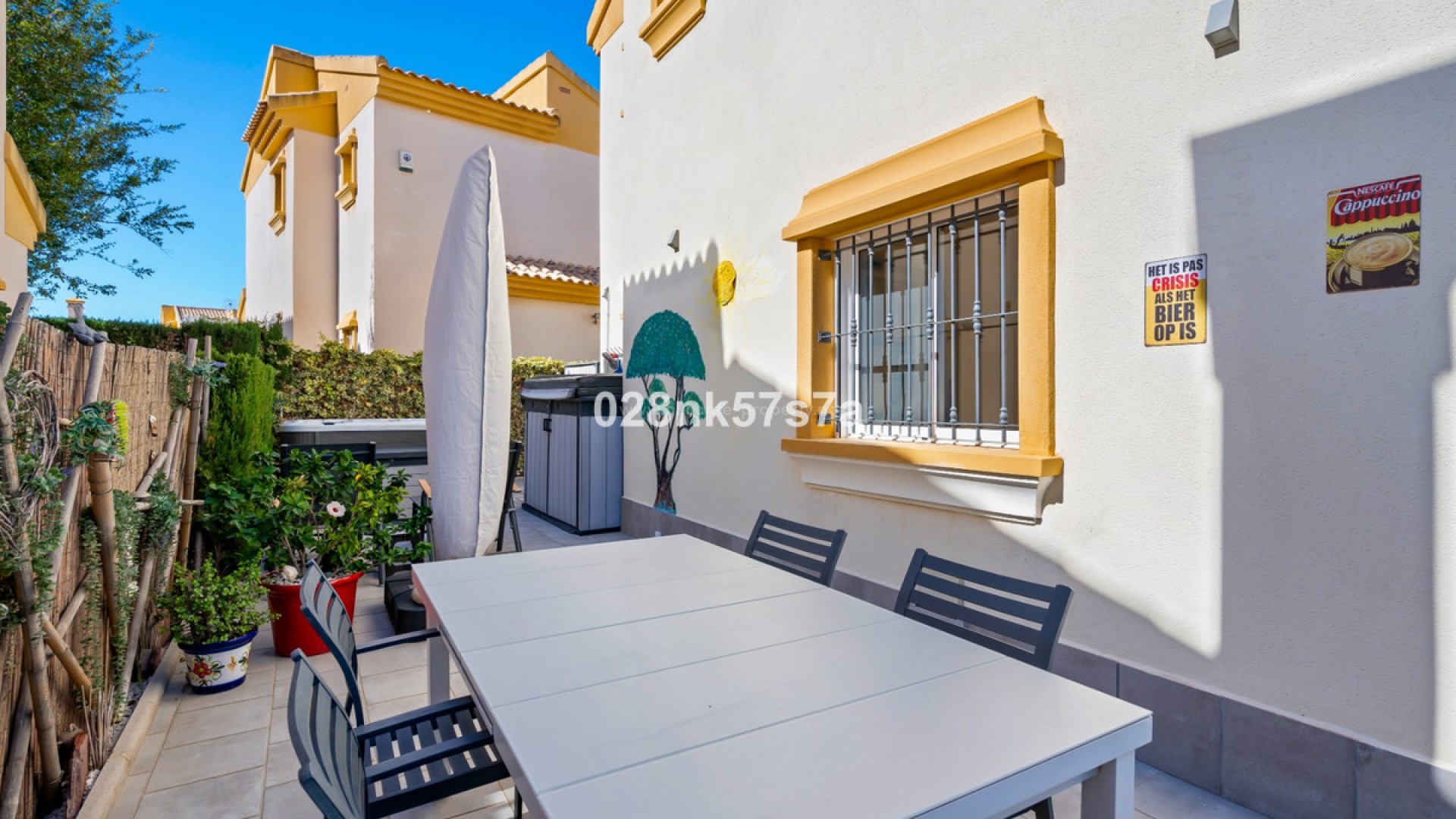 Hus / Villa i Urbanización El Raso