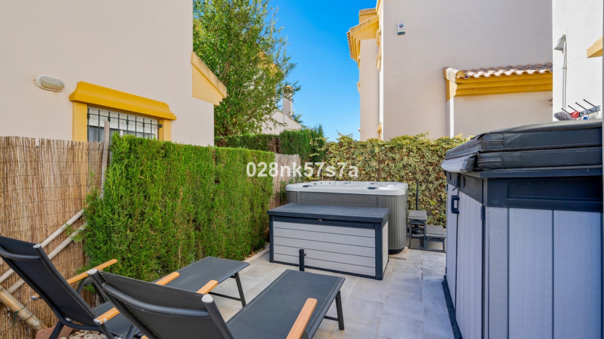 Hus / Villa i Urbanización El Raso