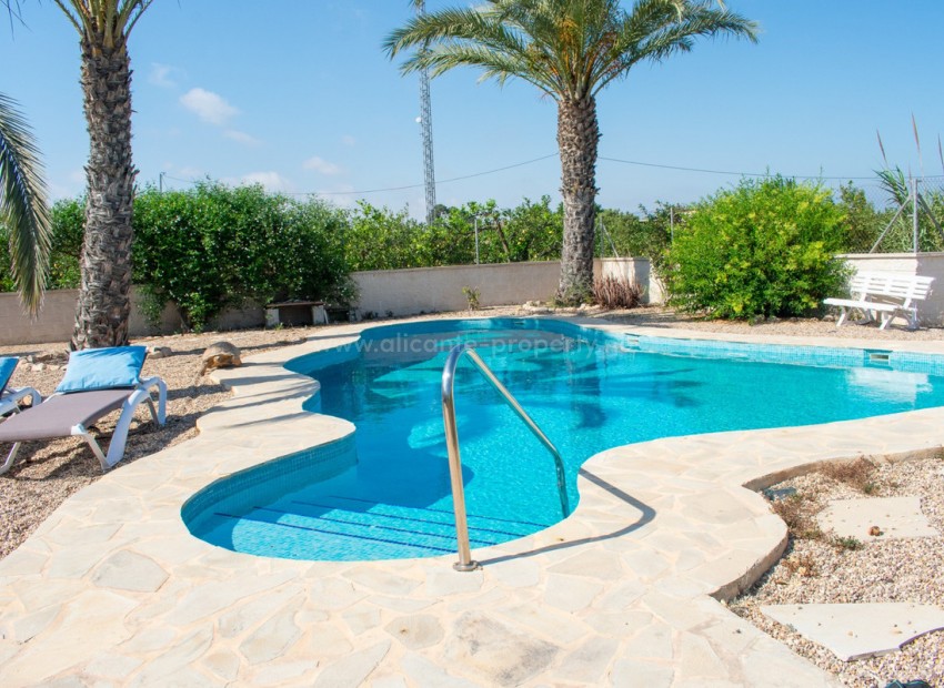 Hus / Villa i Urbanización El Raso