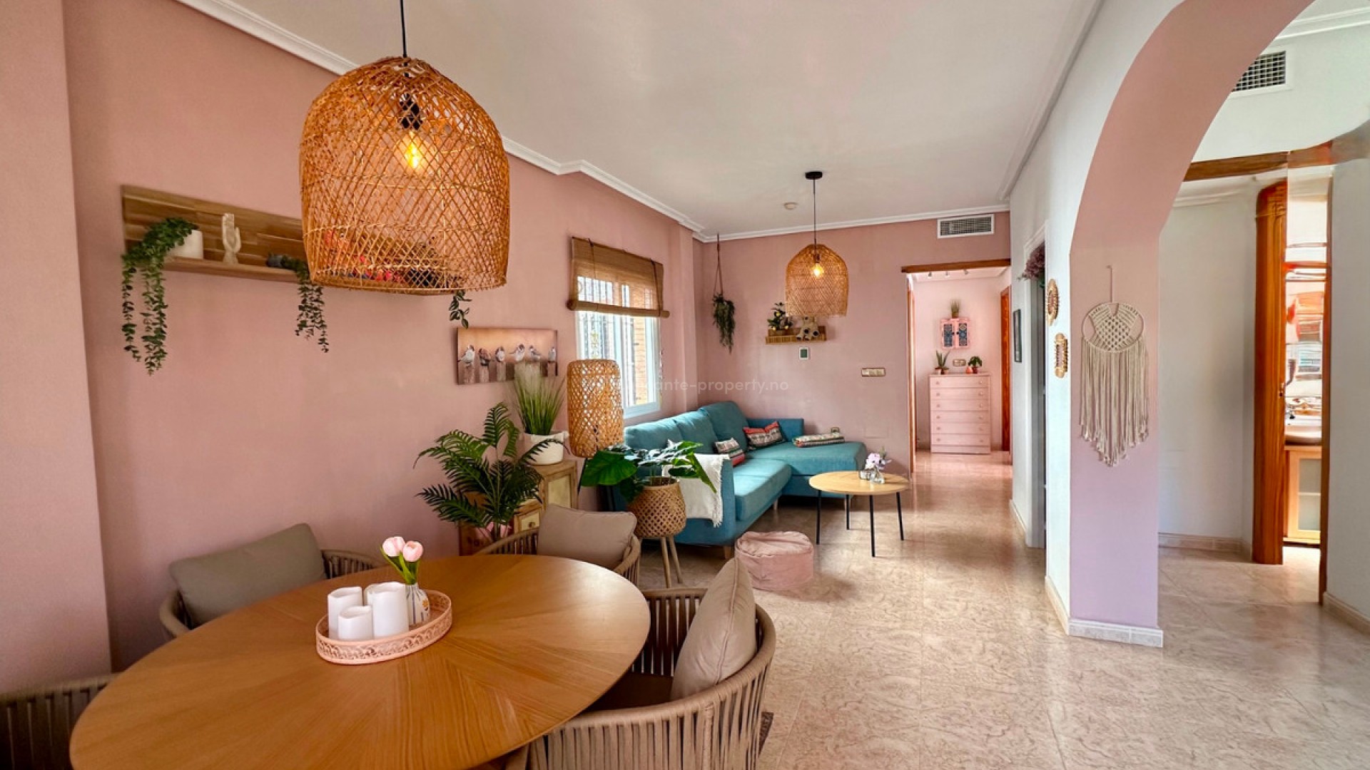 Hus / Villa i Urbanización El Raso