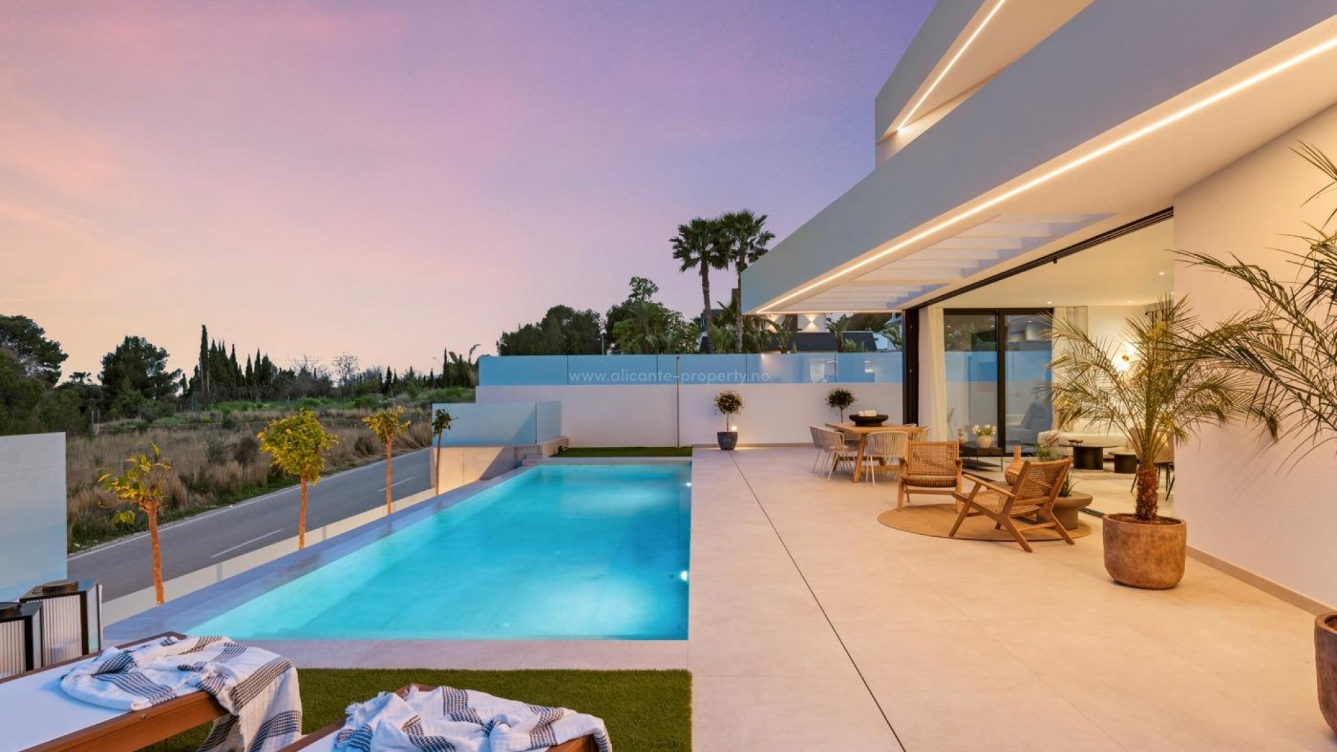 Hus / Villa i Urbanizaciones