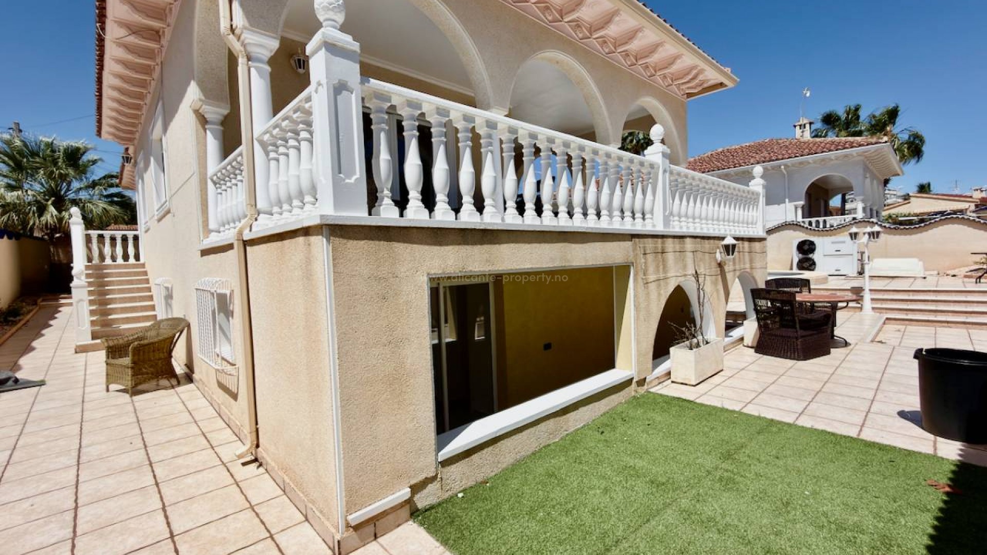 Hus / Villa i Urbanizaciones