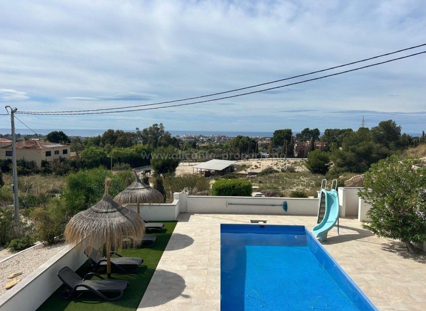 Hus / Villa i Villajoyosa Centro