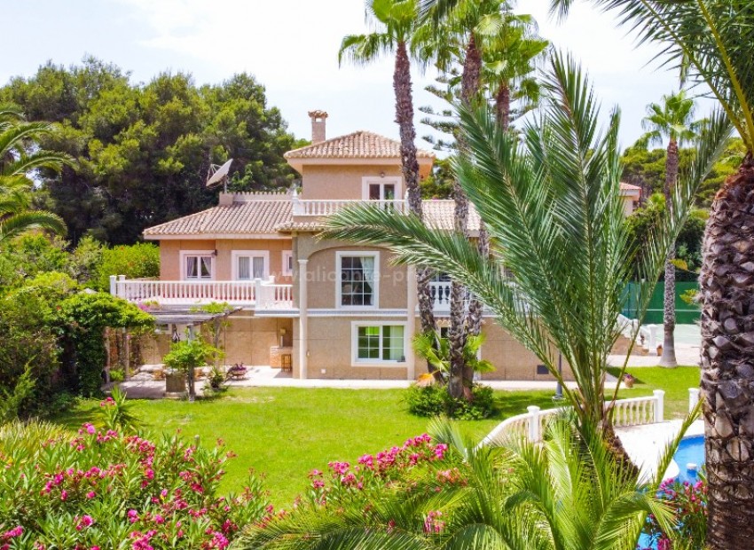 Hus / Villa i Villamartín