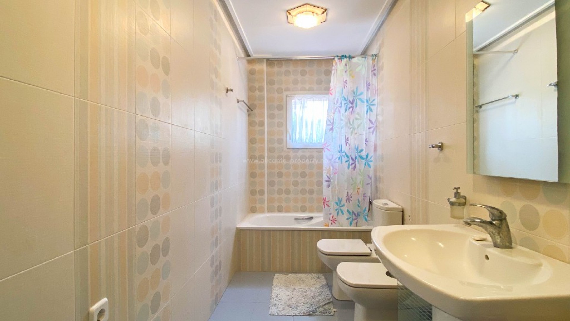 Hus / Villa i Villamartín