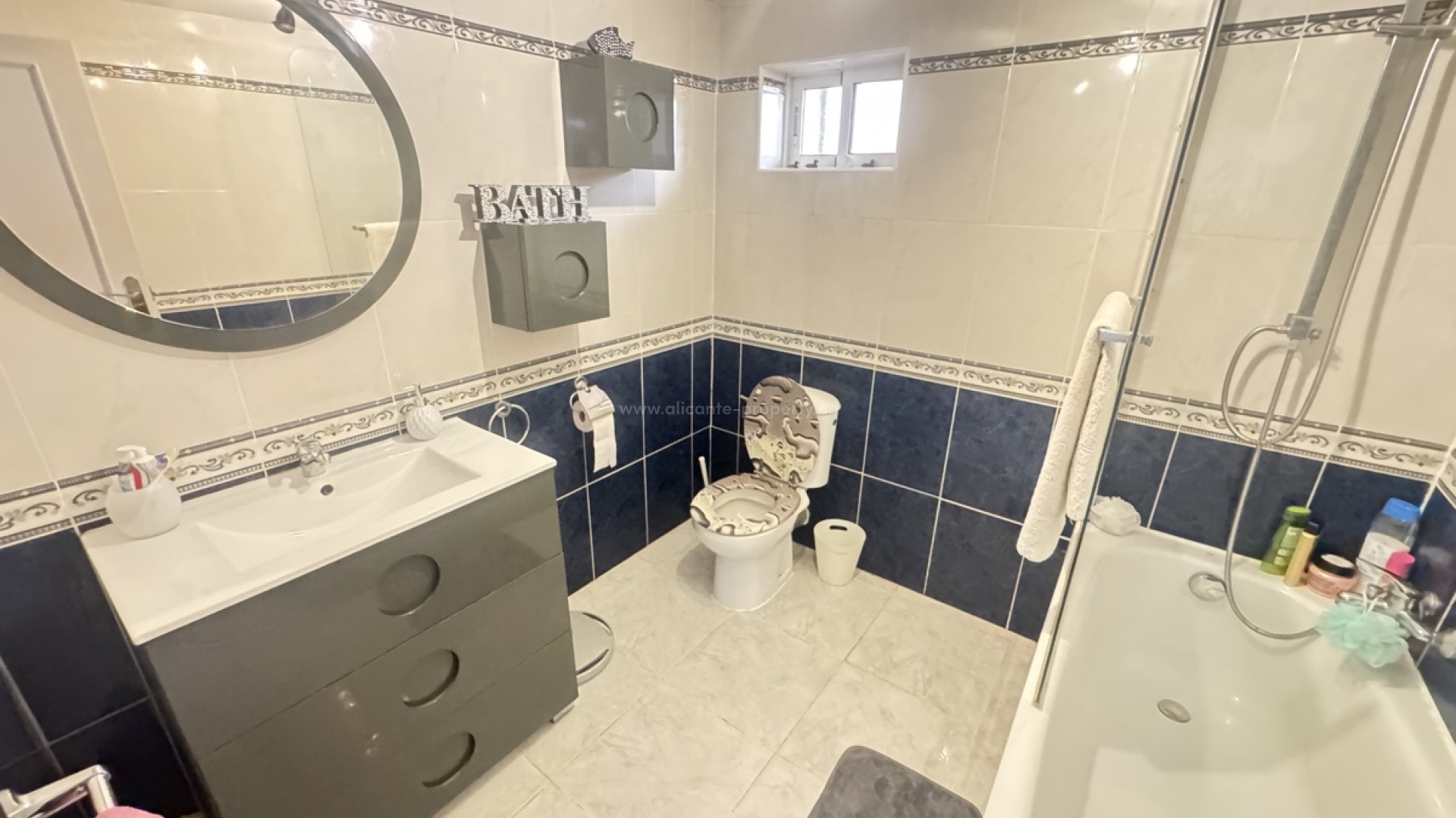 Hus / Villa i Villamartín