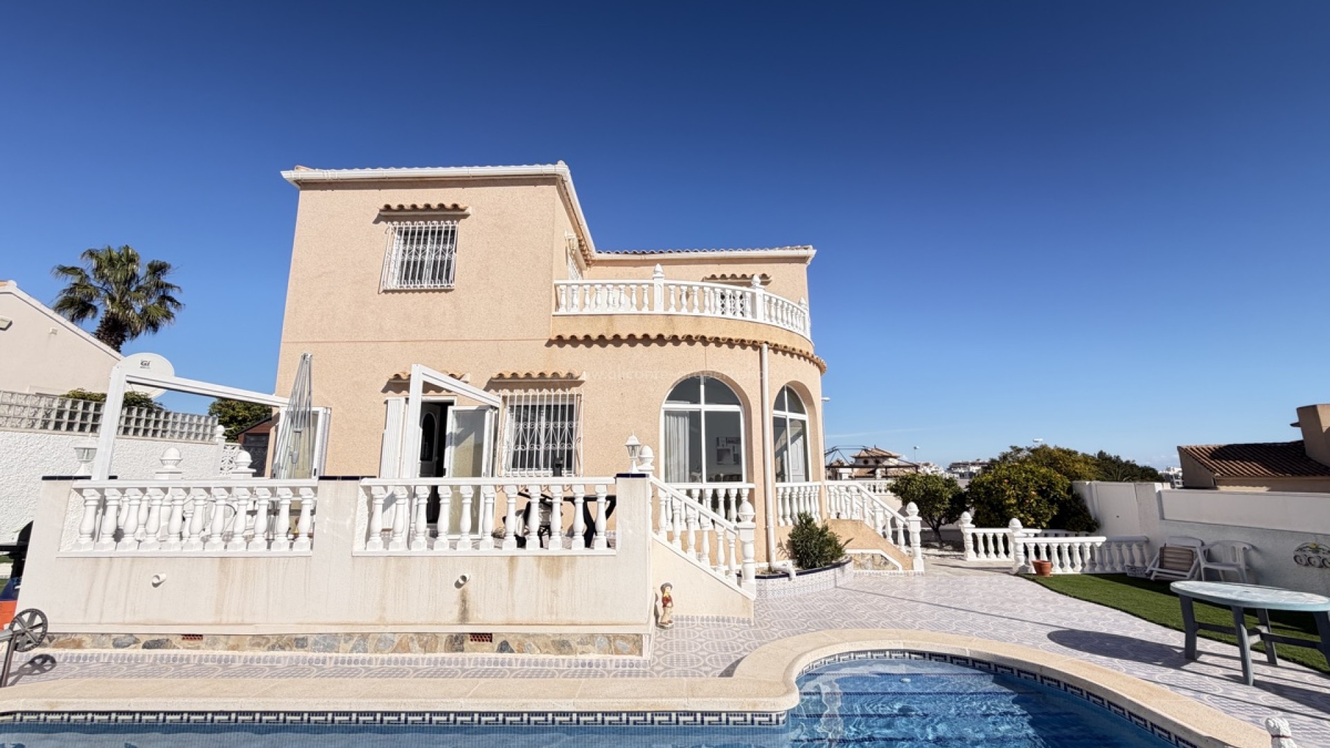 Hus / Villa i Villamartín