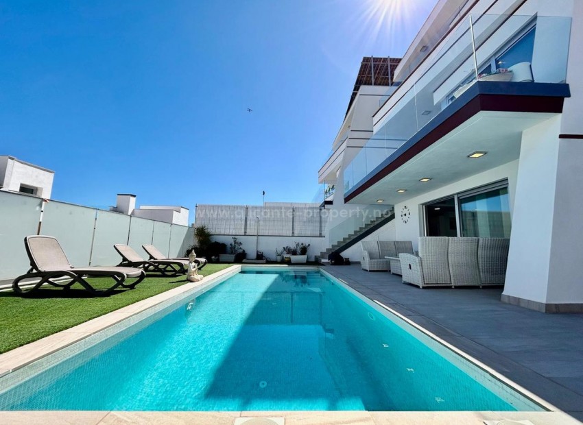 Hus / Villa i Villamartín