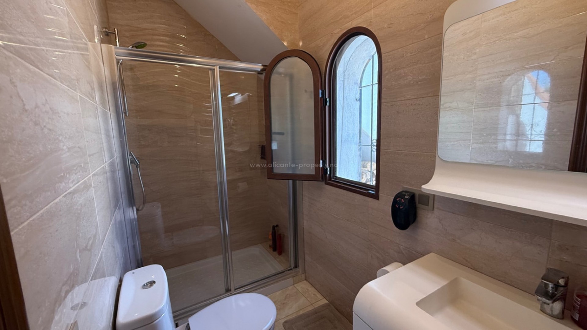 Hus / Villa i Villamartín