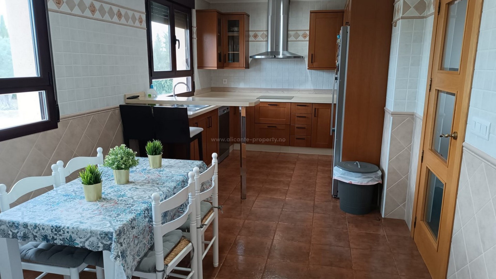 Hus / Villa i Yecla Centro