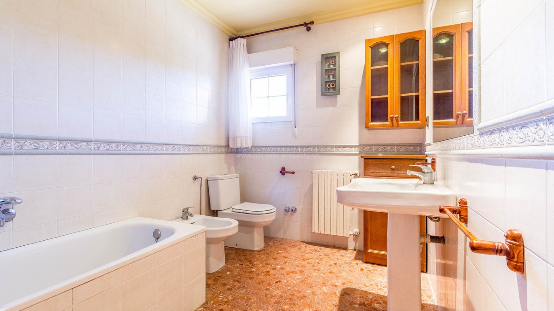 Hus / Villa i Yecla Centro