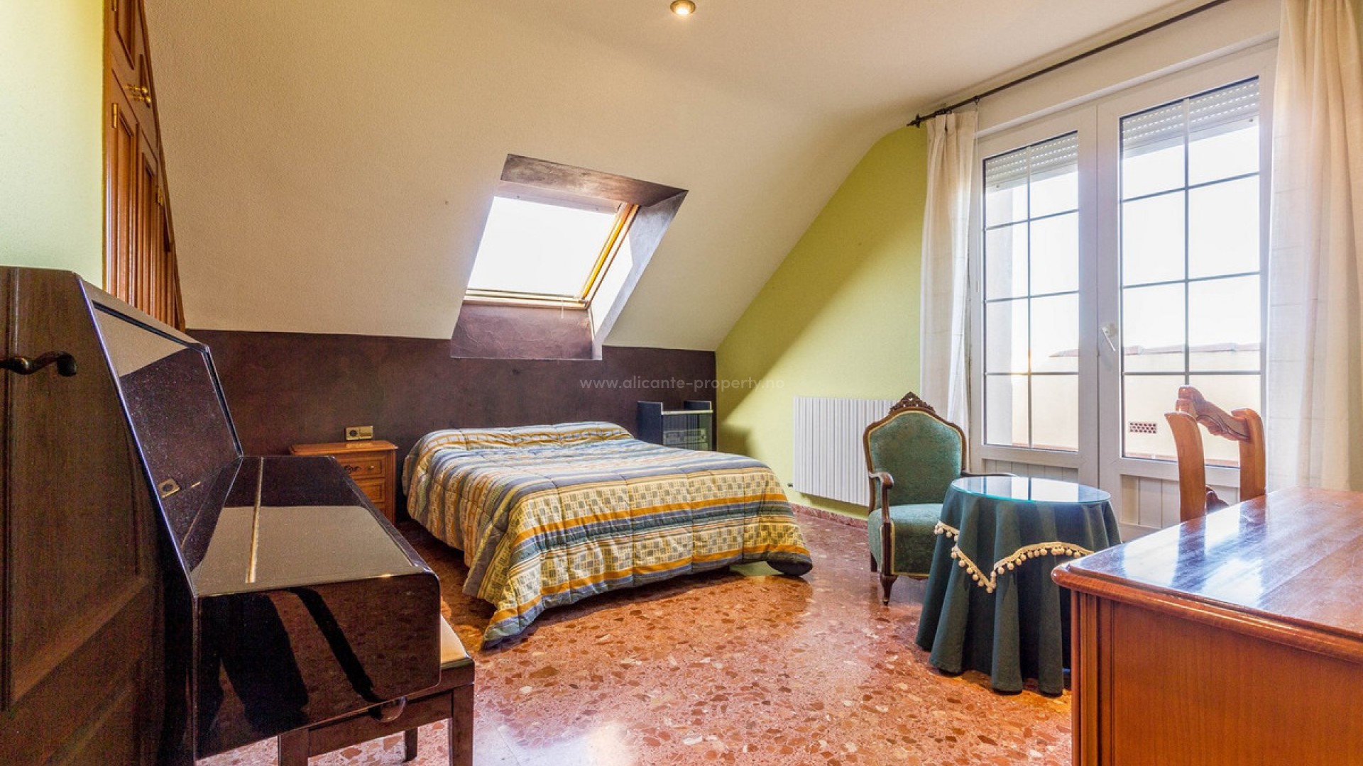 Hus / Villa i Yecla Centro