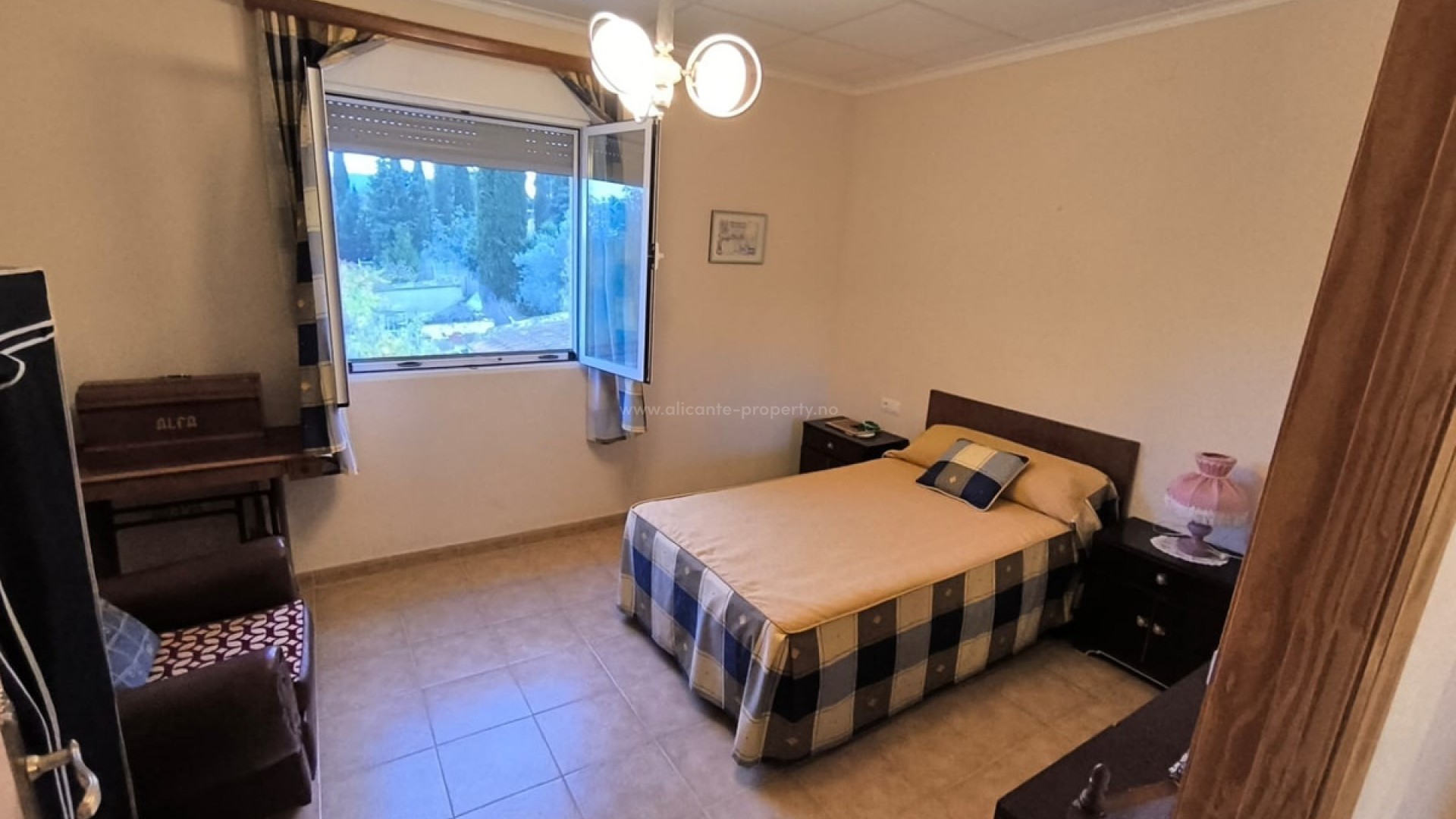 Hus / Villa i Yecla Centro