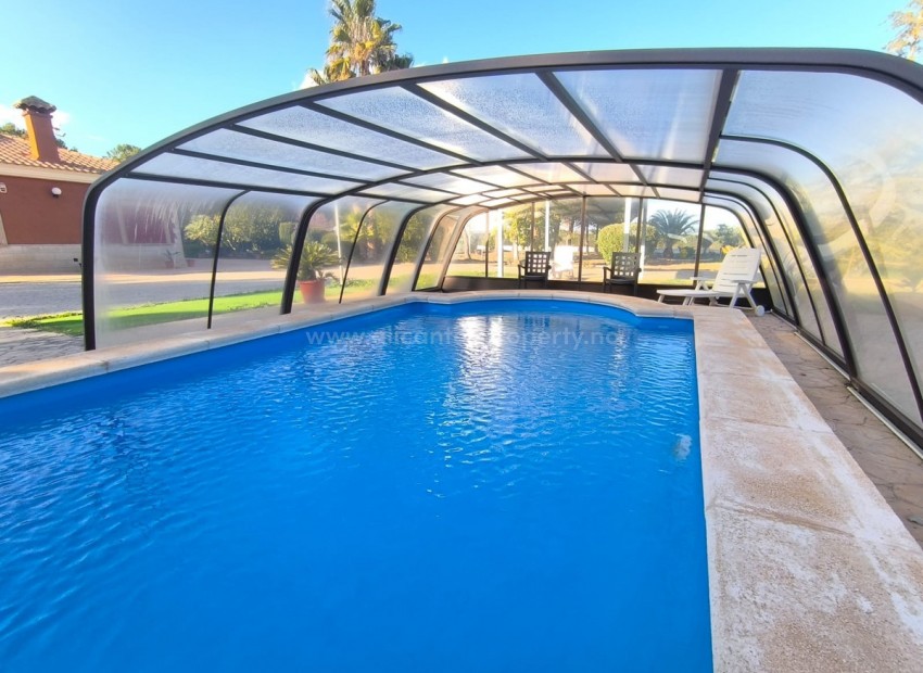 Hus / Villa i Yecla Centro