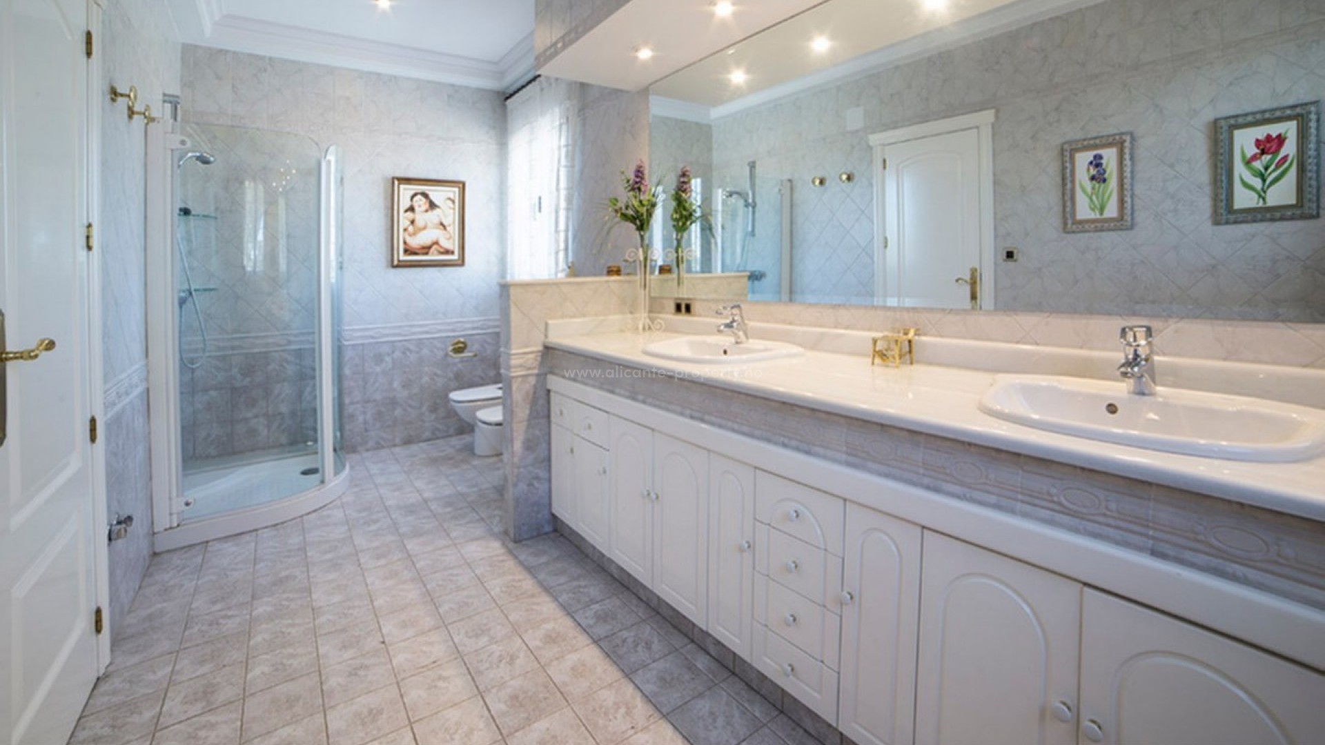 Hus / Villa i Yecla Centro