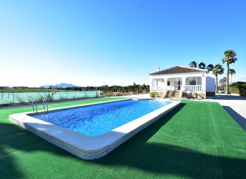 Landeiendom i Dolores