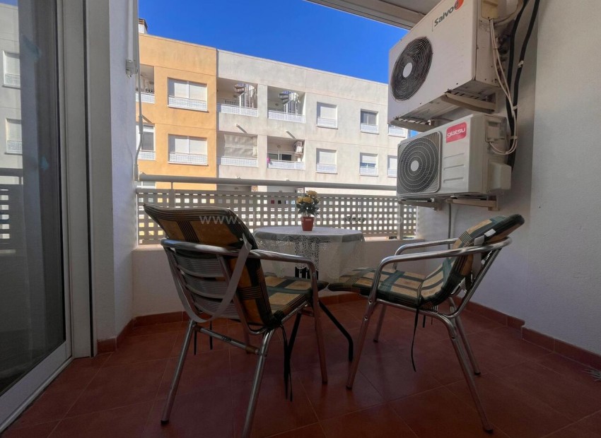 Leilighet / leilighet i Almoradí