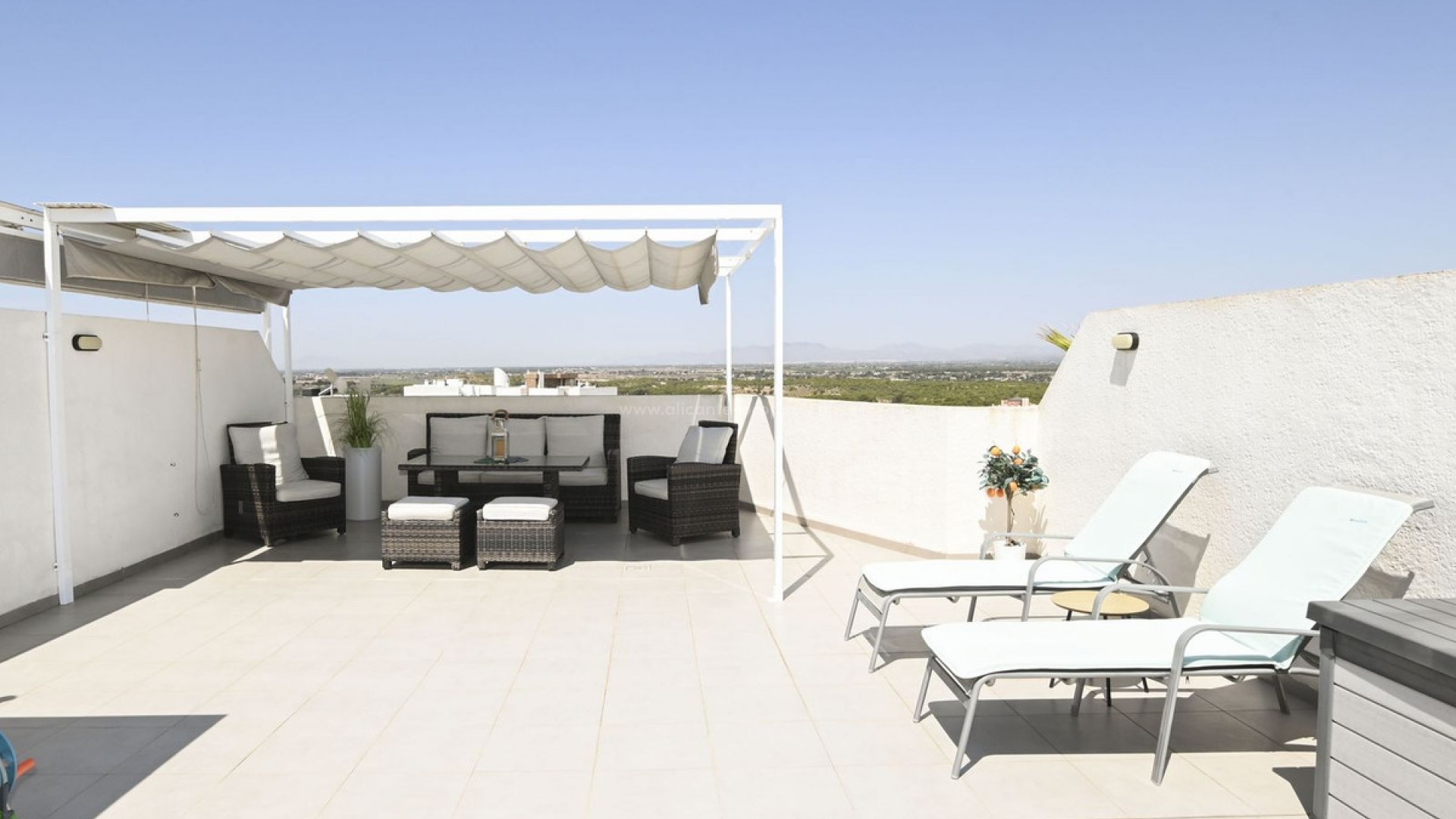 Leilighet / leilighet i Arenales del Sol