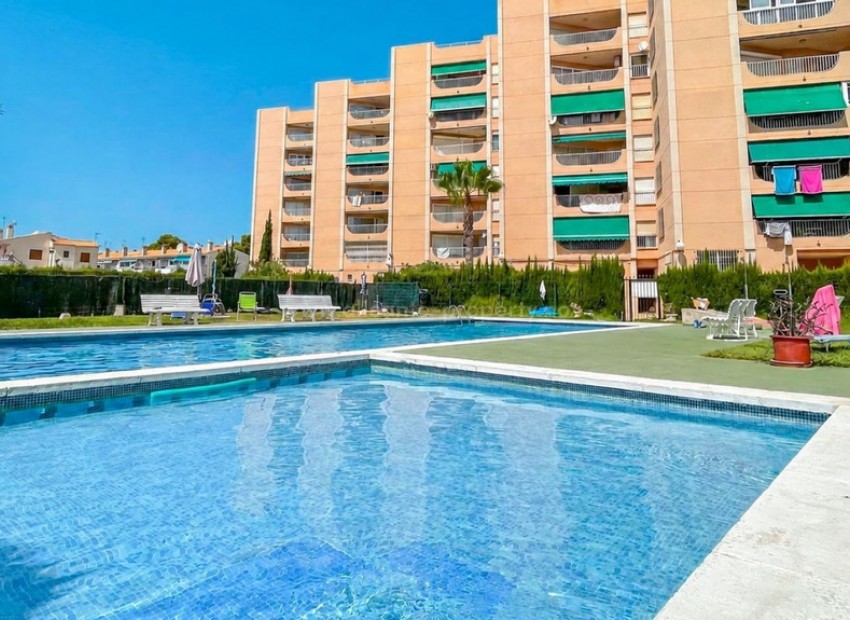 Leilighet / leilighet i Cabo Roig