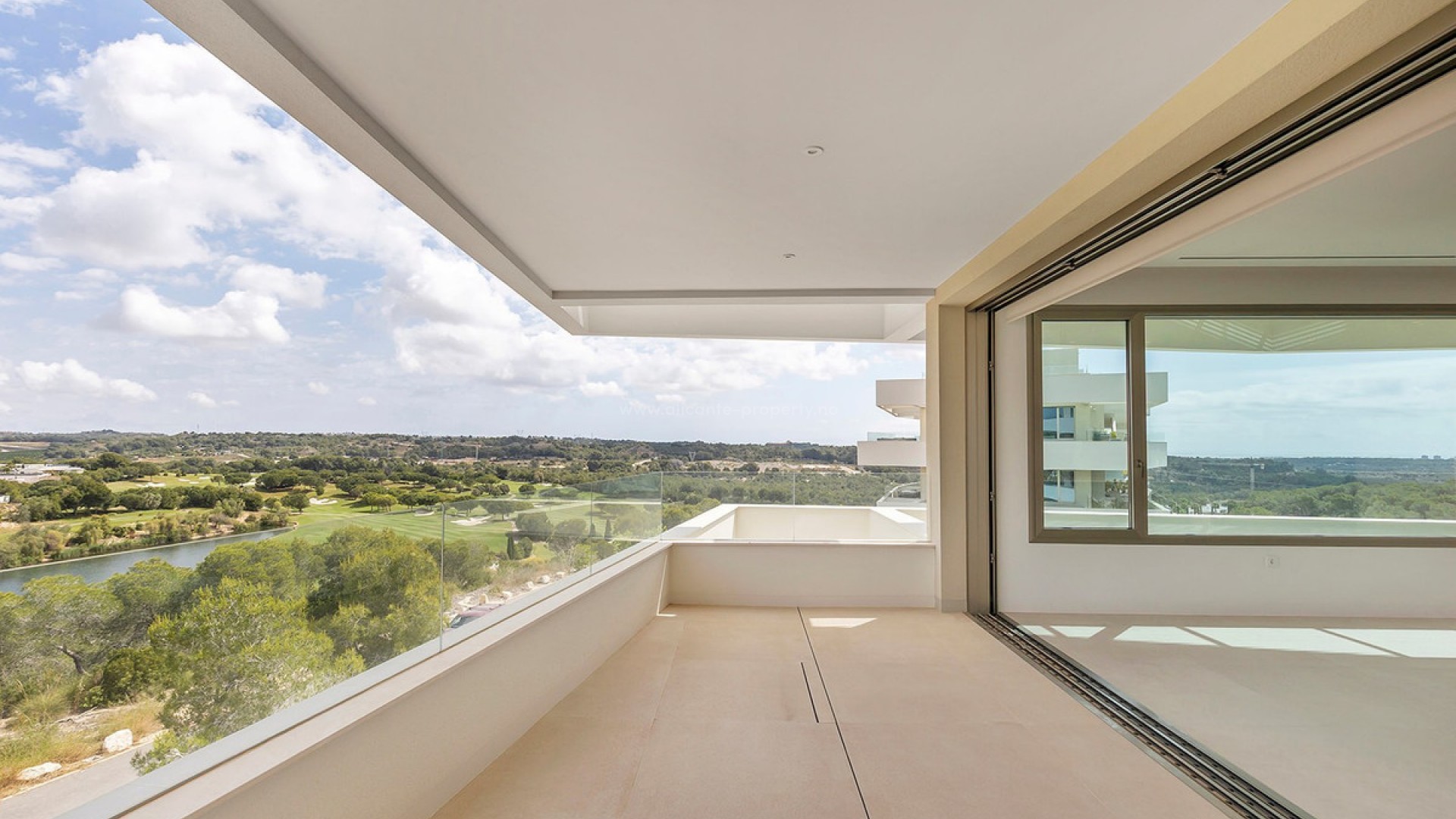 Leilighet / leilighet i Las Colinas Golf Resort