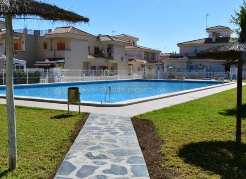 Leilighet / leilighet i Playa Flamenca