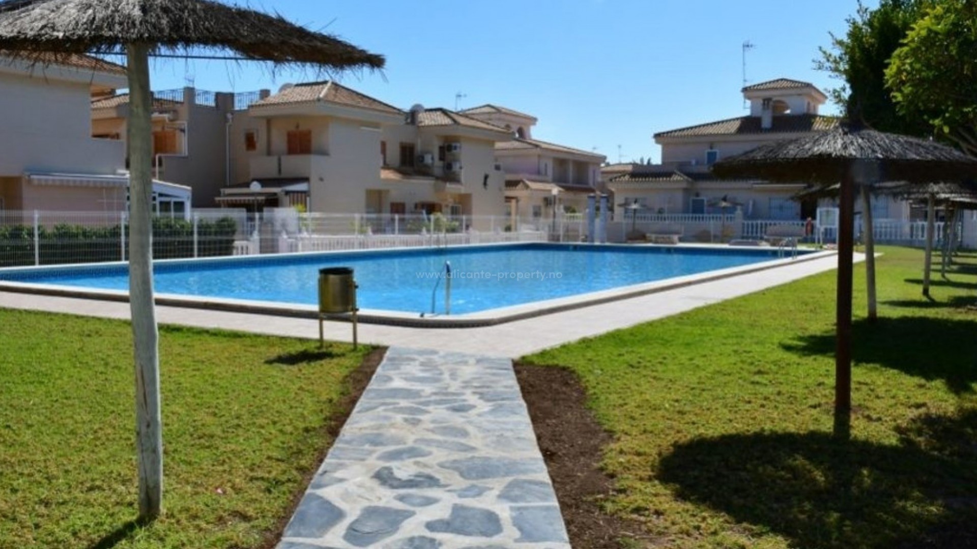 Leilighet / leilighet i Playa Flamenca