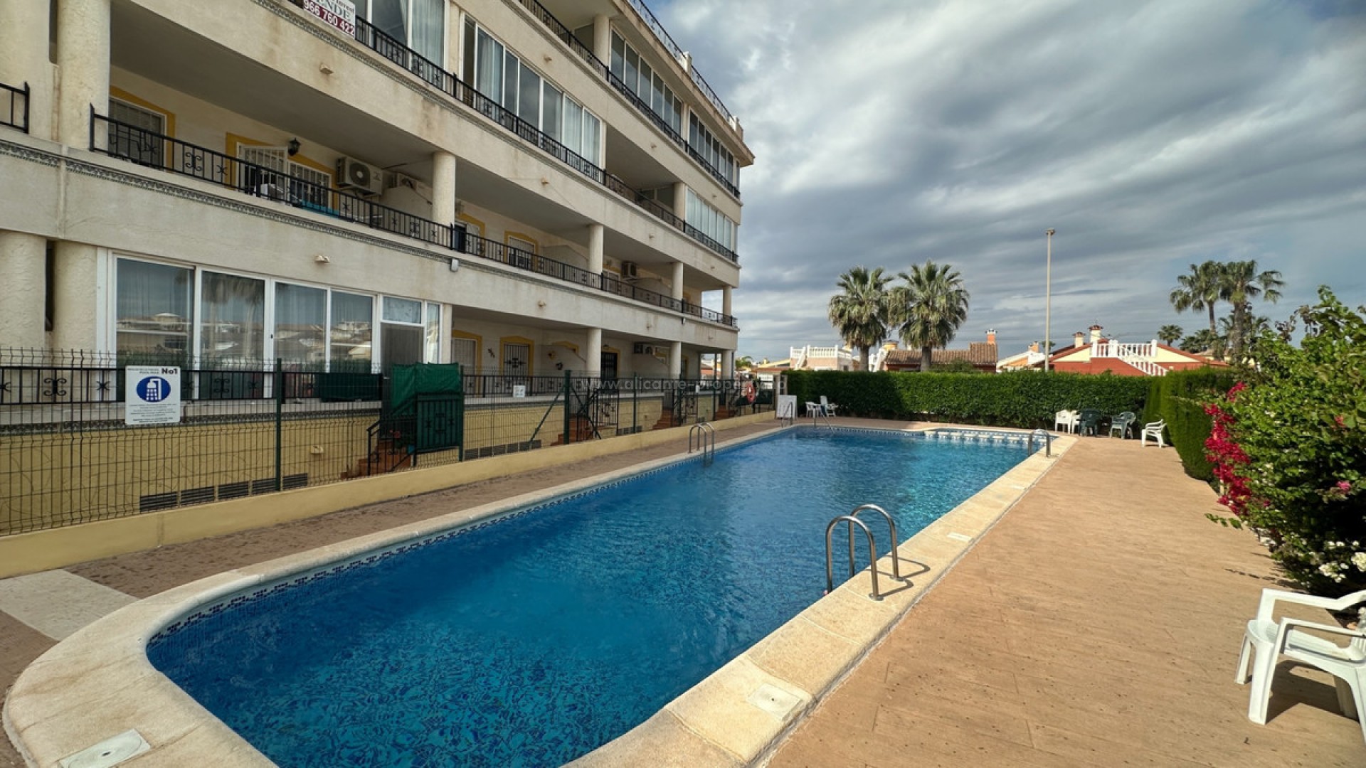 Leilighet / leilighet i Playa Flamenca