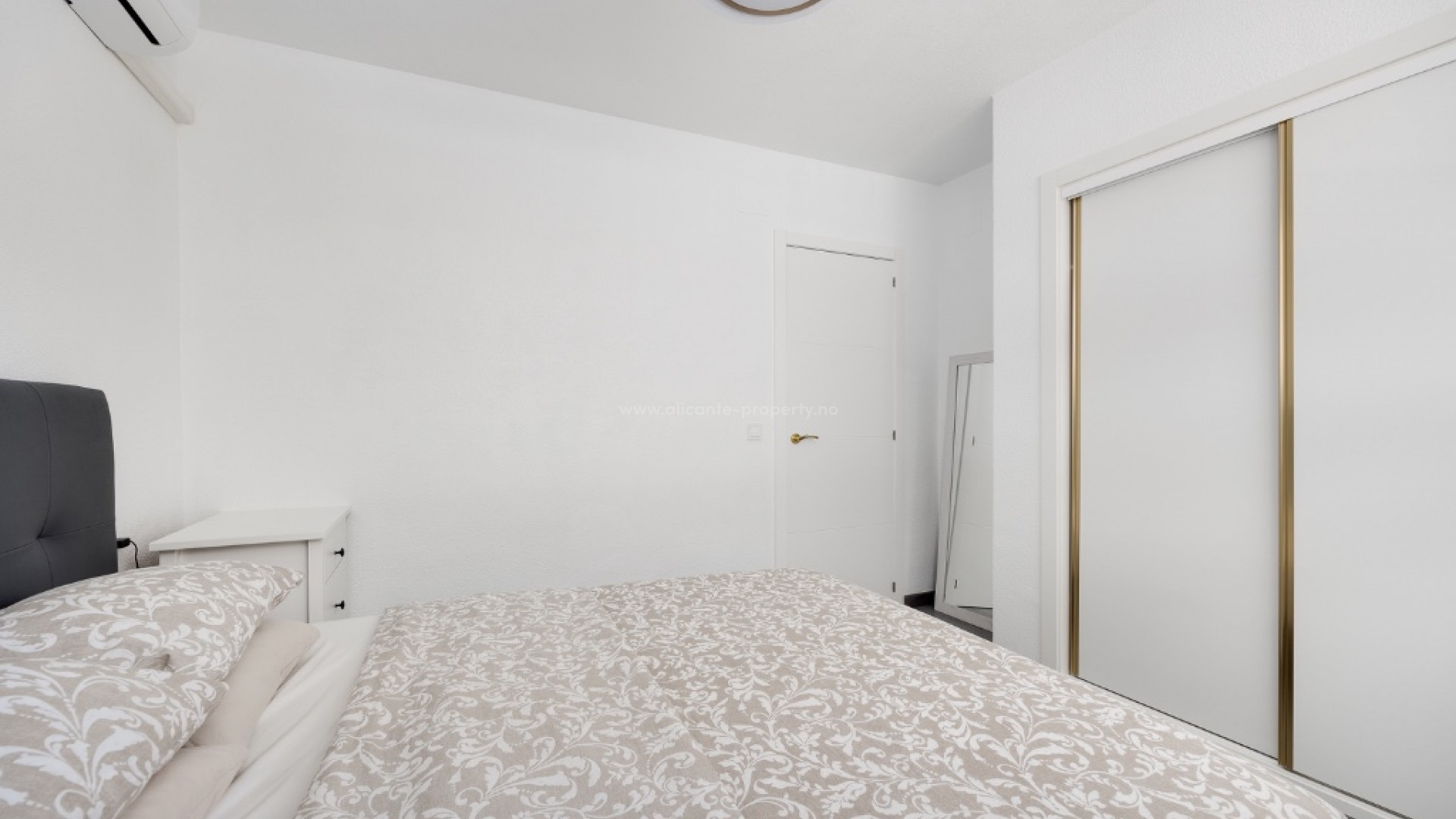 Leilighet / leilighet i Punta Prima