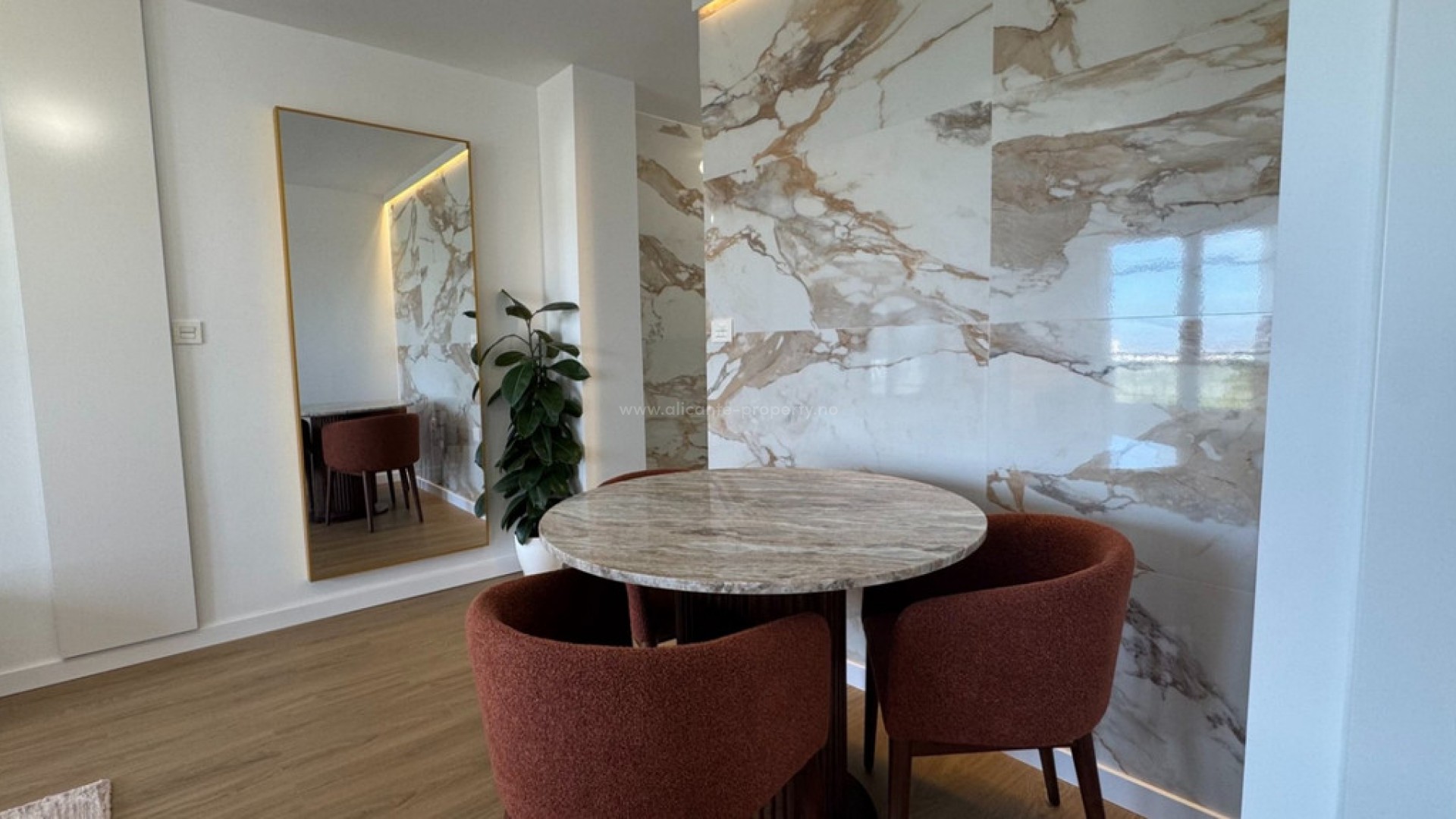 Leilighet / leilighet i Punta Prima