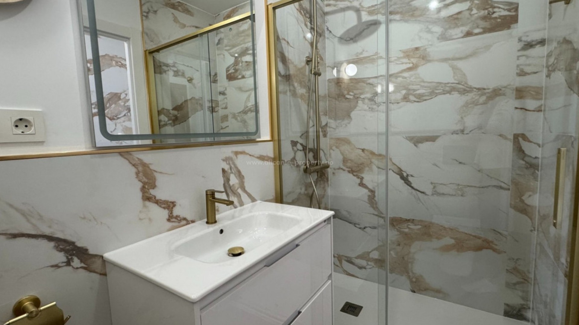 Leilighet / leilighet i Punta Prima